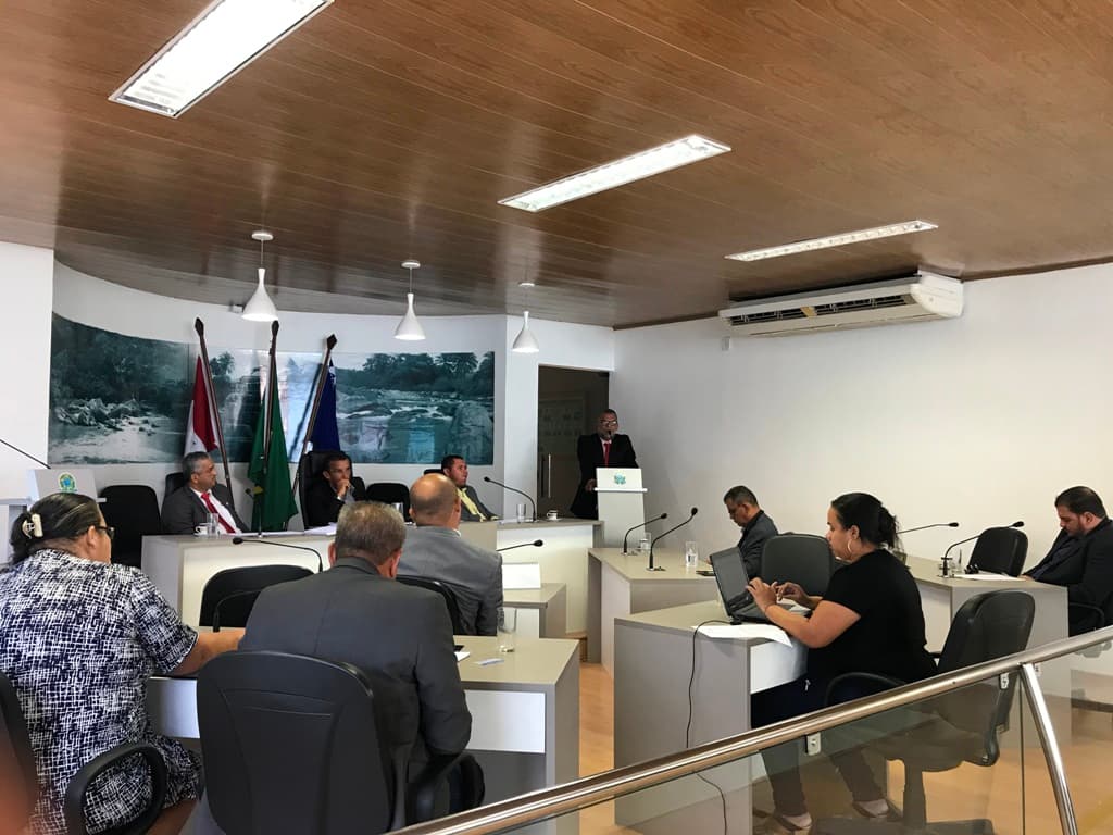 Imagem da notícia: Vereadores cobram melhorias na estrutura do município em Sessão Ordinária
