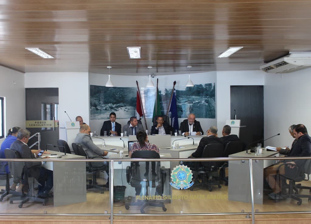 Imagem da notícia: Vereadores discutem e deliberam sobre qualidade da água e abastecimento no município