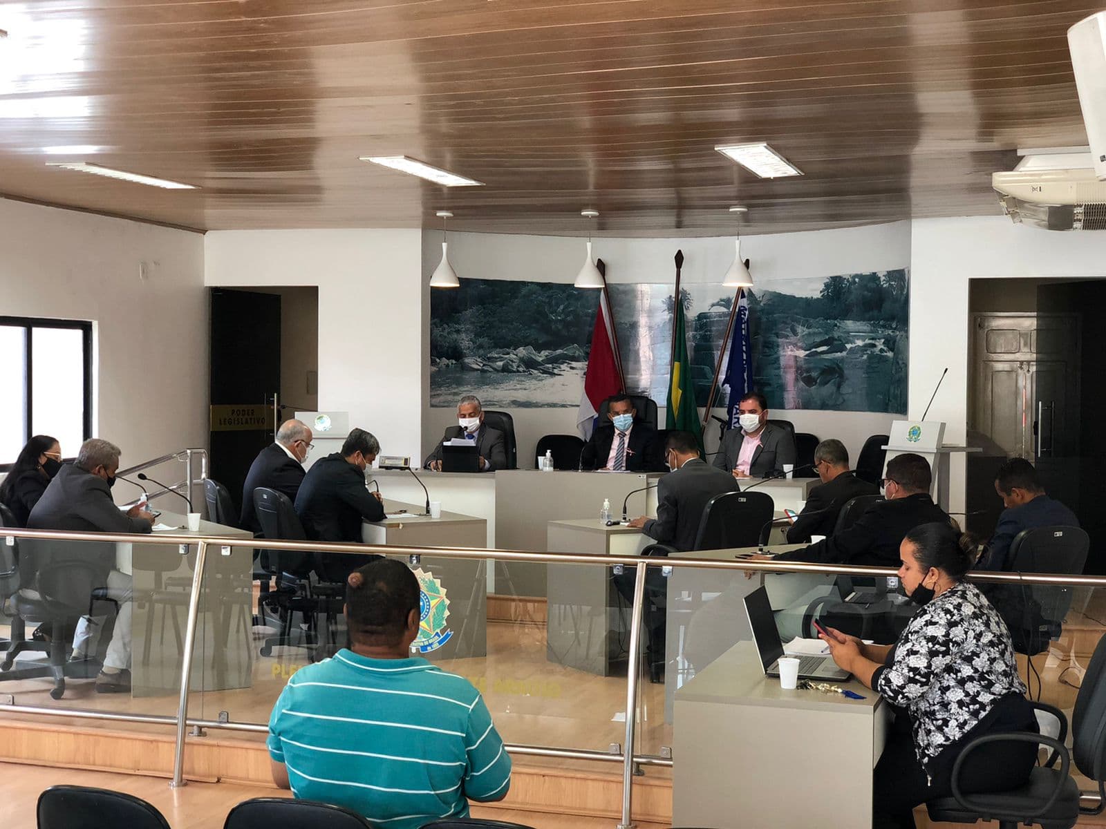 Imagem da notícia: Sessão tem aprovação da Lei que transfere recursos para a cultura e outras demandas