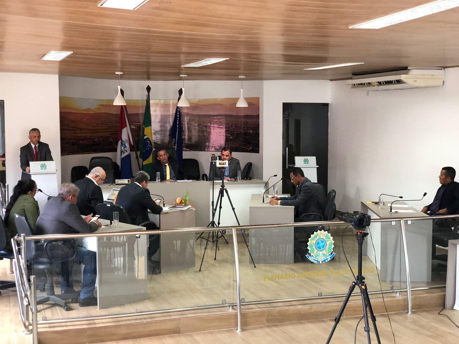 Imagem da notícia: Câmara aprova Indicação e Requerimentos pedindo ações para melhorias no município