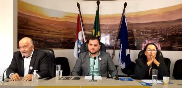 Imagem da notícia: Câmara recebe proposta de Lei Orçamentária Anual de 2023