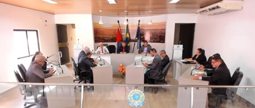 Imagem da notícia: Sessão tem encaminhamentos de demandas para o Executivo