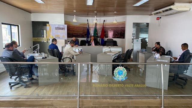 Imagem da notícia: Câmara de Matriz de Camaragibe realiza 25ª Sessão Ordinária com foco em transparência e inclusão