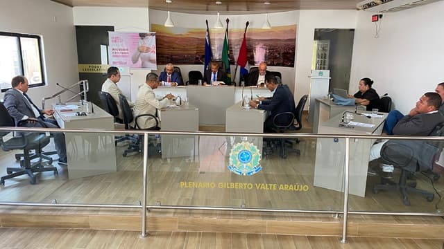 Imagem da notícia: Plano Plurianual é aprovado com pareceres favoráveis e vereadores apresentam novas indicações